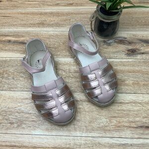 UGG Espadrille Toddler Sandal sz 8